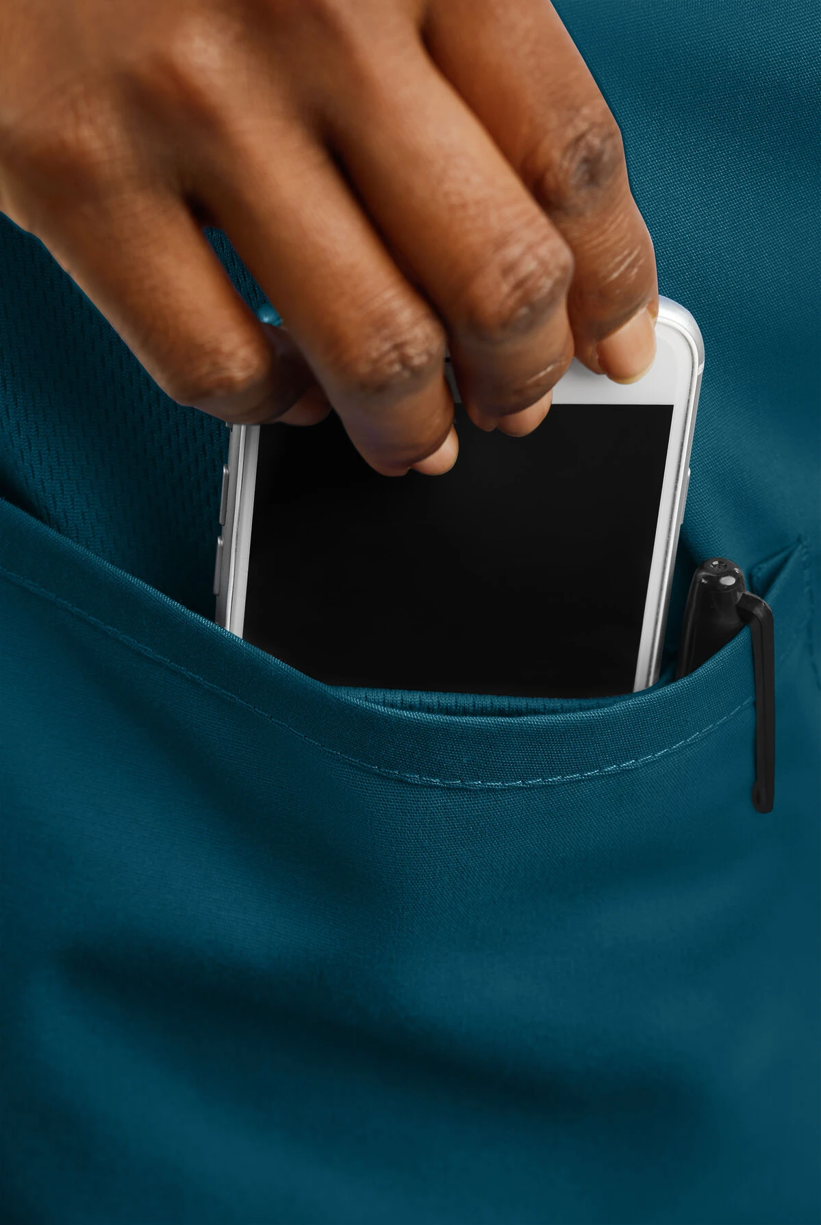 UA Exclusive Cherokee Workwear Professionals Active Women's 4-Pocket STRETCH Zip Front Scrub Jacket - Image 5